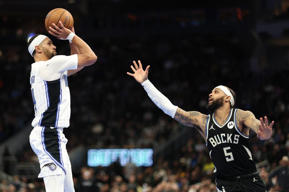 使得她们在 使得她们在