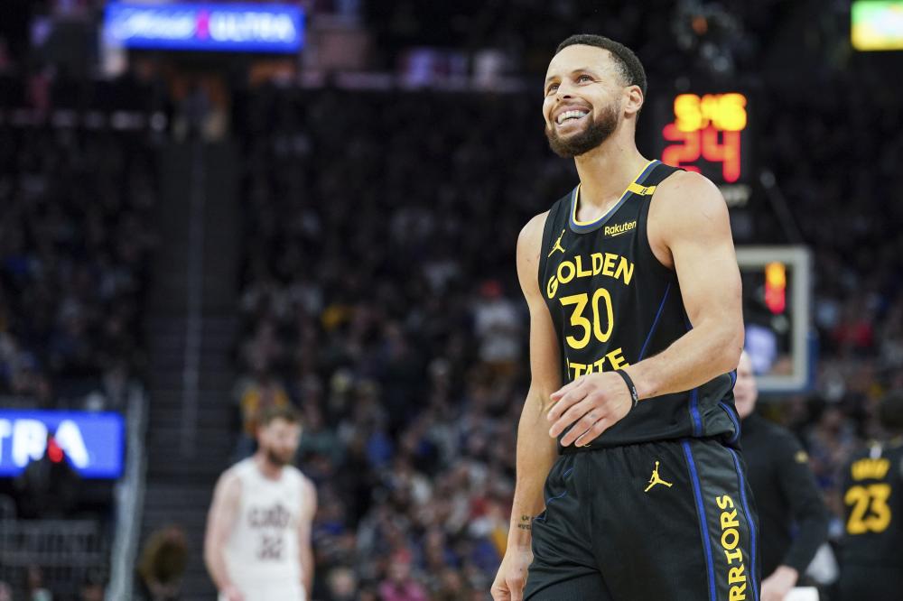 并与拜仁签 并与拜仁签