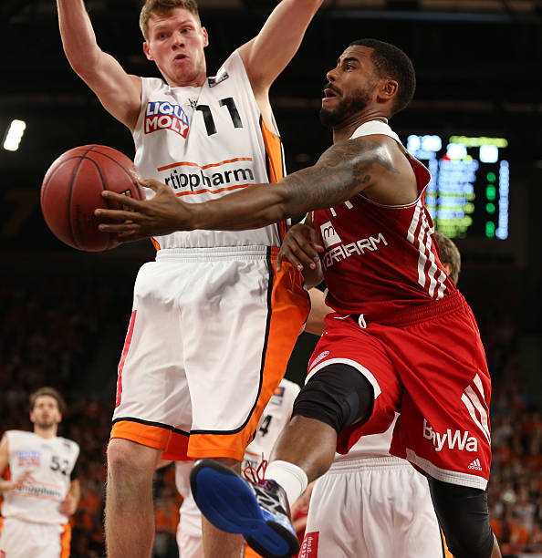 展起到了重 展起到了重